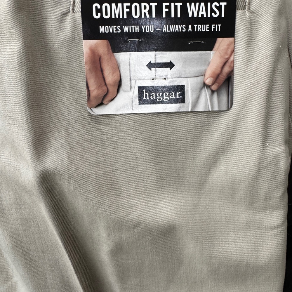 NEW NWT Haggar Comfort Fit Waist Pants in Light Khaki 36x34